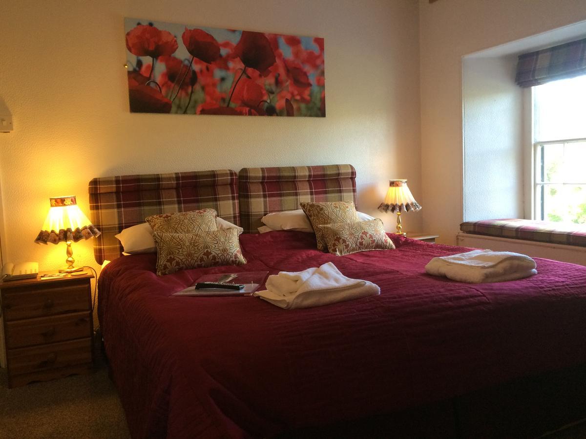The Bryntirion Inn Llandderfel Εξωτερικό φωτογραφία